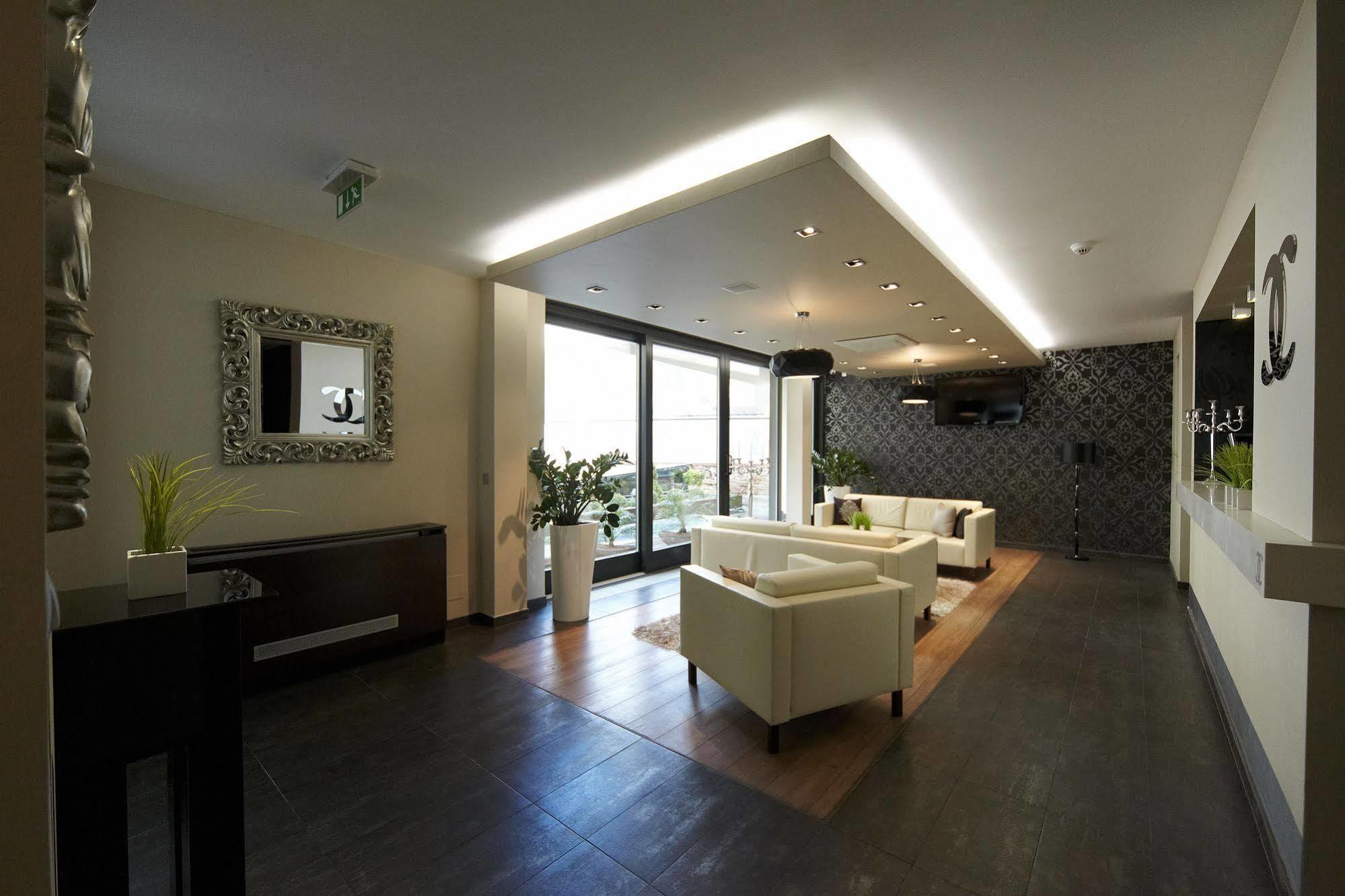Boutique Hotel Chrysso Košice Exteriör bild