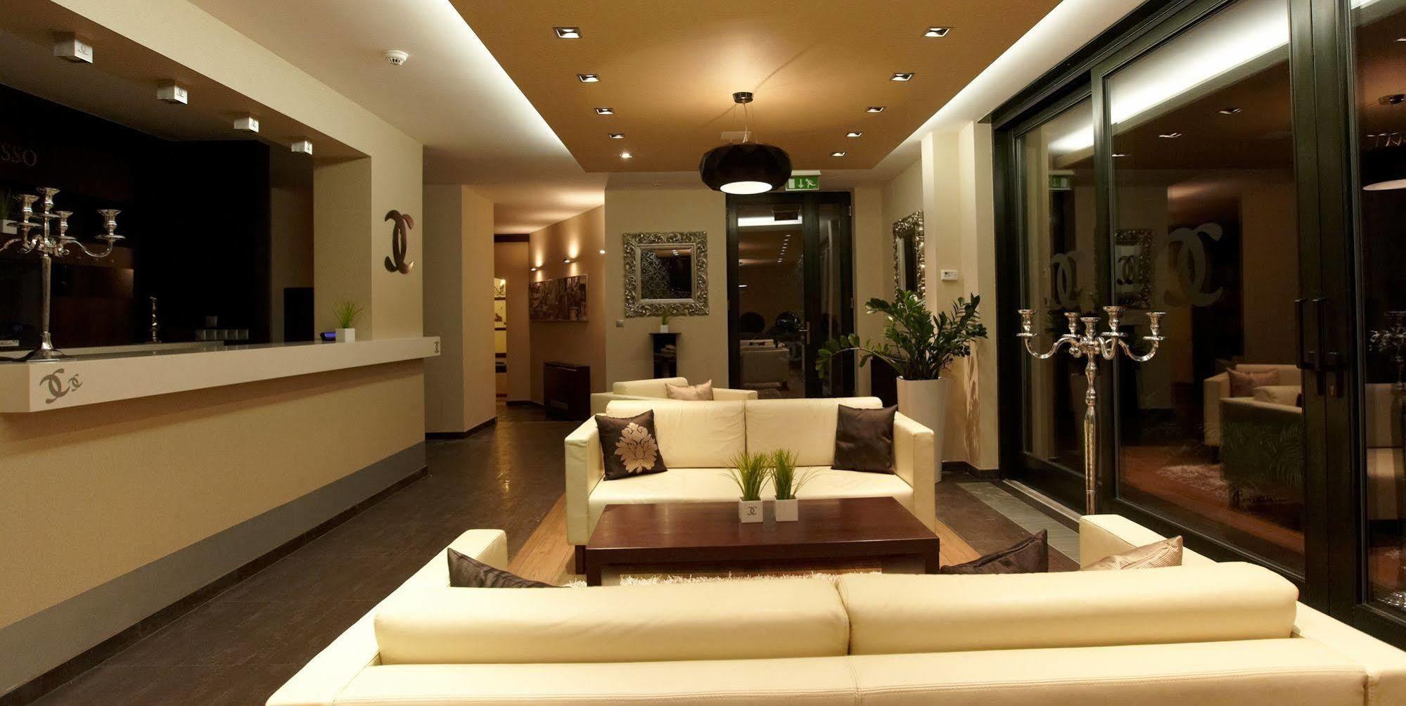 Boutique Hotel Chrysso Košice Exteriör bild