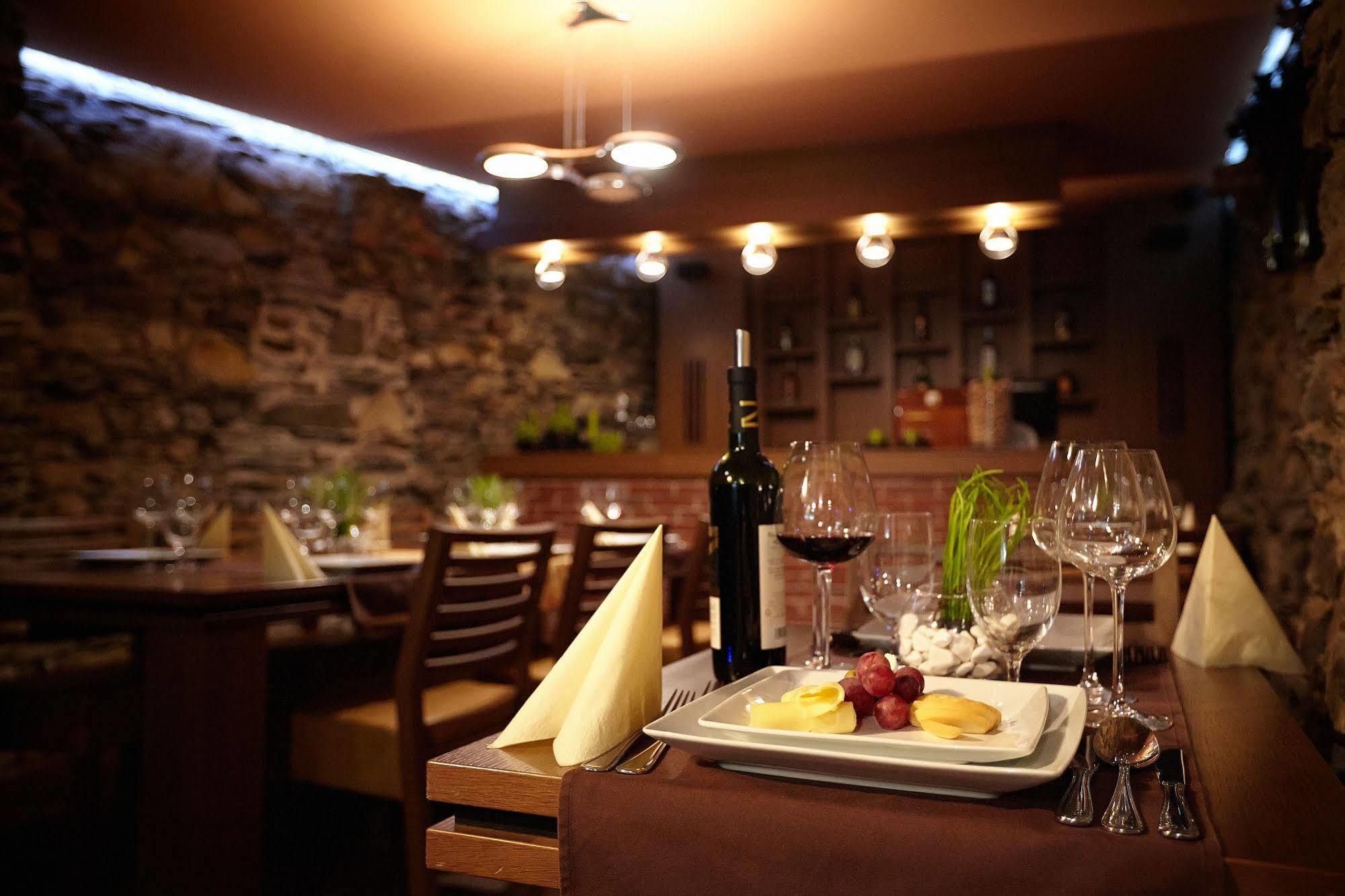 Boutique Hotel Chrysso Košice Exteriör bild