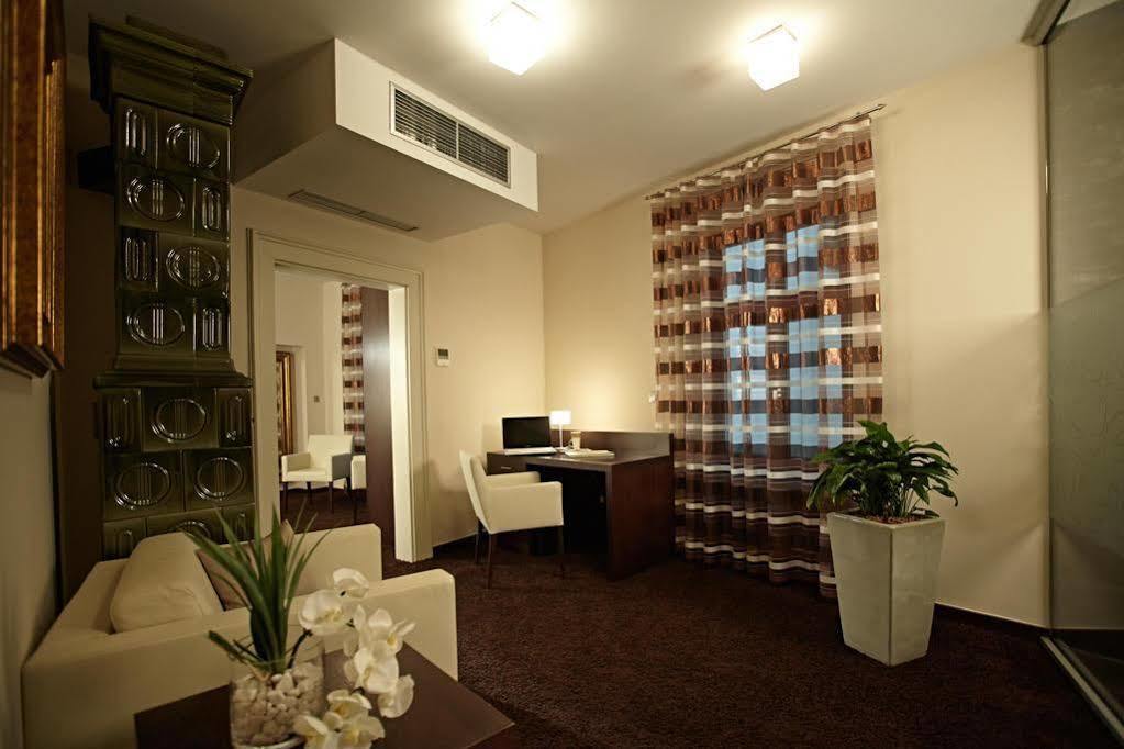 Boutique Hotel Chrysso Košice Exteriör bild