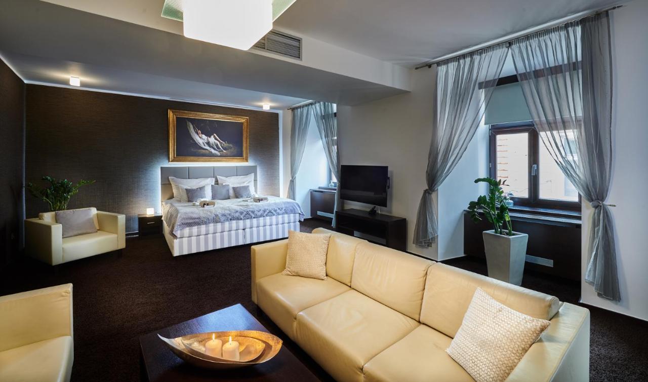 Boutique Hotel Chrysso Košice Exteriör bild