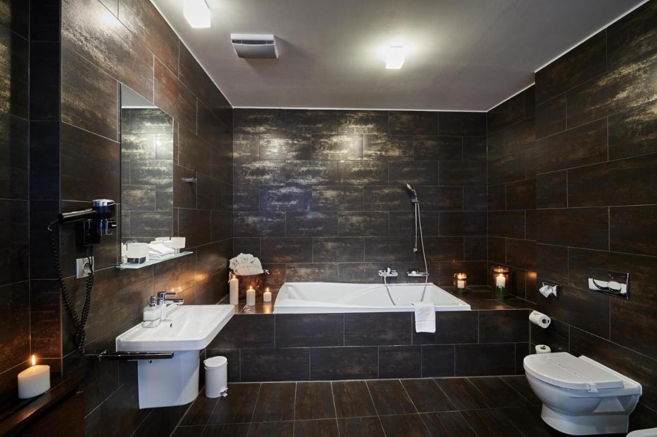 Boutique Hotel Chrysso Košice Exteriör bild